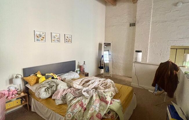 1 bed, 1 bath, 600 sqft, $1,689, Unit 425