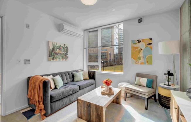 1 bed, 1 bath, 494 sqft, $1,350, Unit 261-306