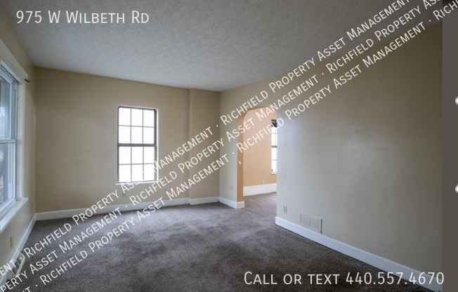 975 W WILBETH RD