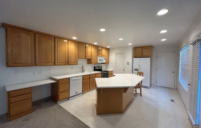 3 Bedroom 2 Bathroom Condo in West Jordan by the new Temple!