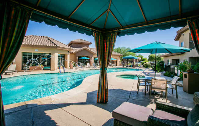 Luxury Pool Cabanas at Best Apartments in Tucson Arizona