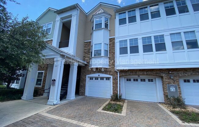 3 beds, 2 baths, 1,613 sqft, $1,850, Unit 1227