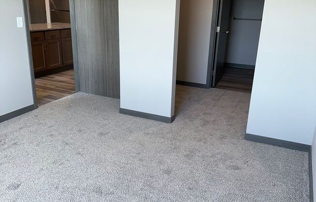 3 beds, 2 baths, 1,229 sqft, $1,730, Unit 122