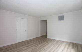 2 beds, 1 bath, $1,150