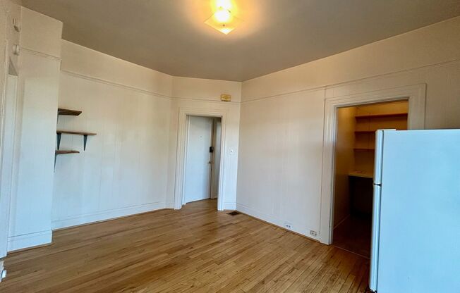3922 WHITMAN