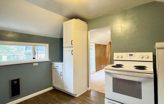 1 bed, 1 bath, $2,150