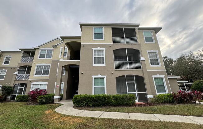 Available December 27th! Cozy 3 Bedroom/2 Bath Unit in Altamonte Springs! Washer and Dryer INCLUDED! Water INCLUDED!