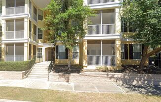 Great Condo in the NW