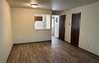 2 beds, 1.5 baths, 864 sqft, $925, Unit Apt 105