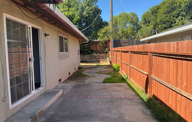 3 beds, 1 bath, $1,750