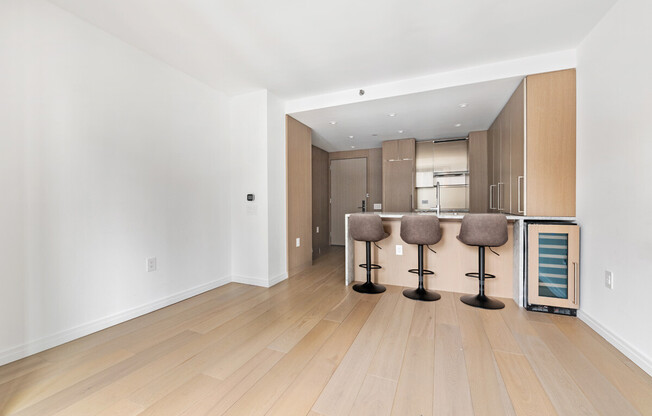 1 bed, 1 bath, 549 sqft, $6,300, Unit 39G