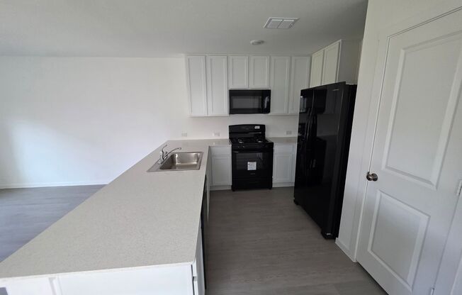 "Feel Right at Home – Modern 3 Bed, 2.5 Bath in Foree Ranch"