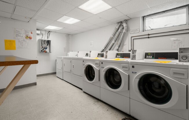 2 beds, 1 bath, 878 sqft, $3,500, Unit 47