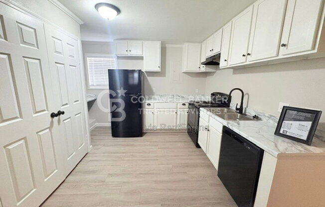 1 bed, 1 bath, 600 sqft, $695, Unit 36