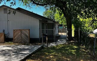 228 COOPWOOD AVE