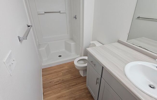 2 beds, 2 baths, 1,070 sqft, $1,725, Unit 06-202