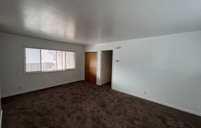 2 beds, 1 bath, $1,550