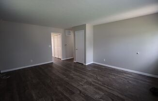 20-22 Morehouse Ct--NOREMAC