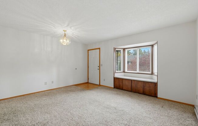 1 bed, 1 bath, 420 sqft, $1,175, Unit 14