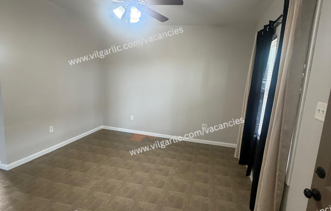 3917 Pulaski St.