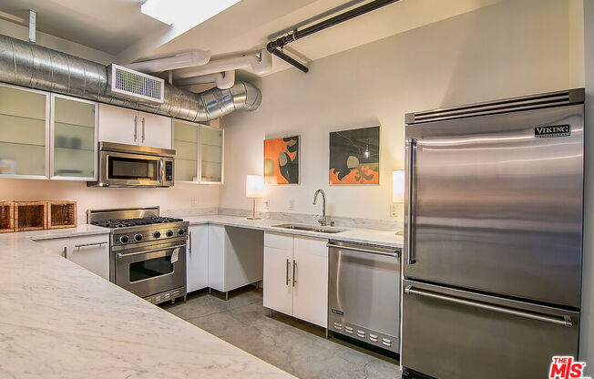 1046 Princeton Dr Unit 104