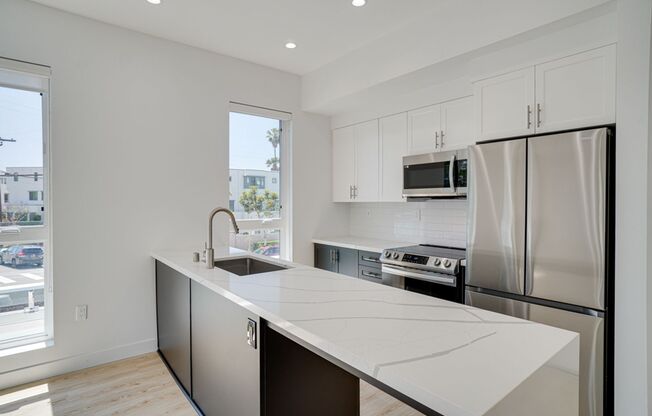 2 beds, 2 baths, 853 sqft, $3,795, Unit 229
