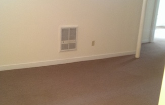 1 bed, 1 bath, 614 sqft, $2,300, Unit 03-B1