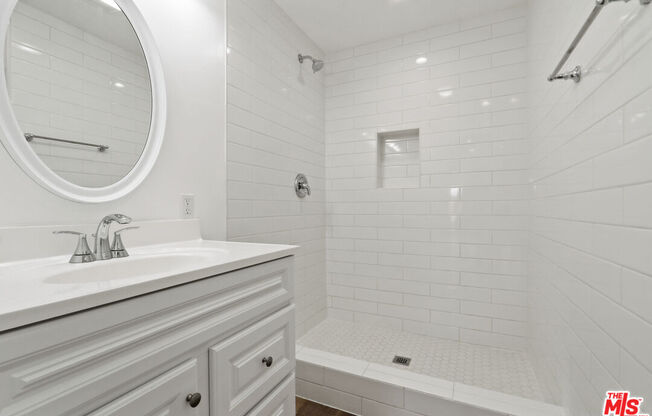 2 beds, 1.5 baths, 798 sqft, $3,899, Unit 607