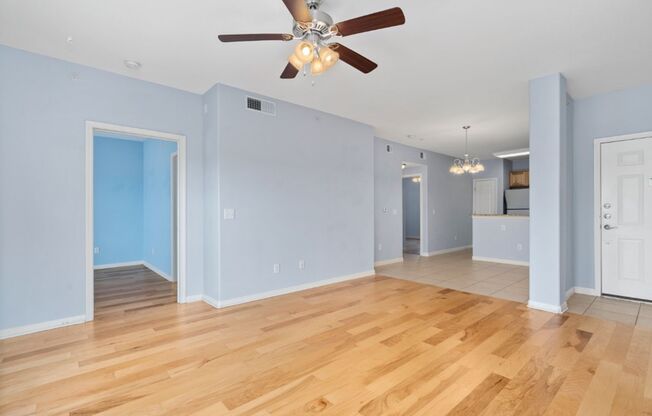 6810 Deatonhill Drive, Unit 1200
