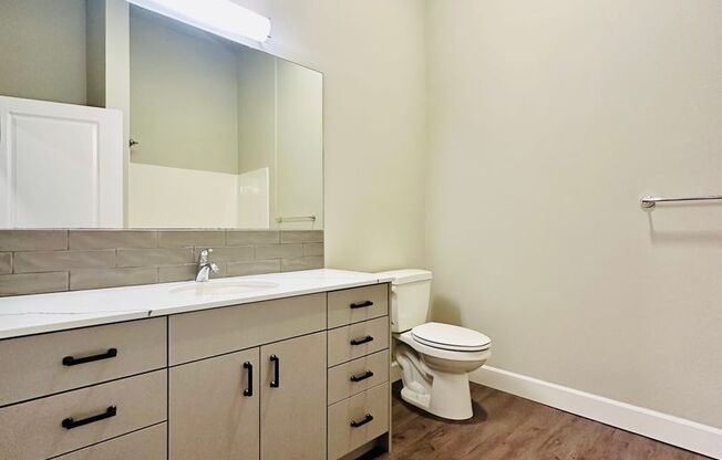 1 bed, 1 bath, 453 sqft, $2,050, Unit 4th #405