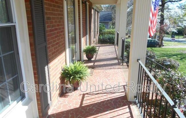 1330 E BARDEN RD
