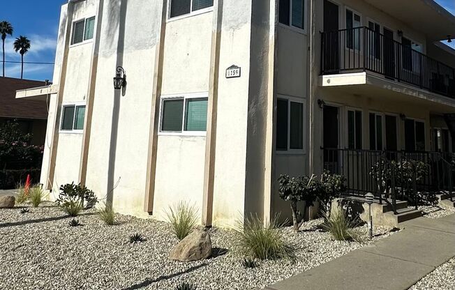 1 bed, 1 bath, $2,200, Unit 1159 E Meta St Apt #5