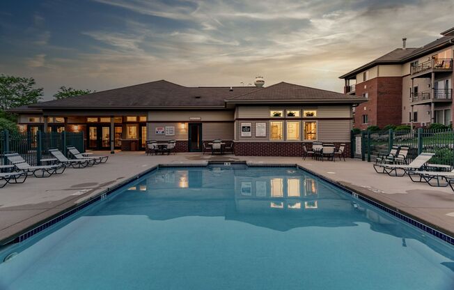 1 bed, 1.5 baths, 810 sqft, $1,480, Unit 290-309