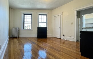 97 Saint Stephen St.