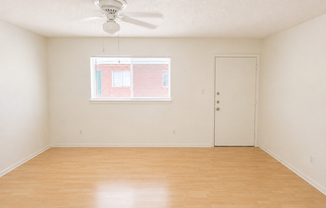 1 bed, 1 bath, 600 sqft, $1,239, Unit WWK-208