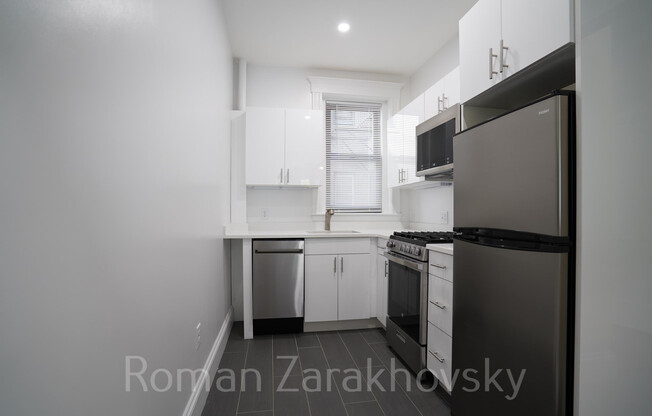 4 AYR RD