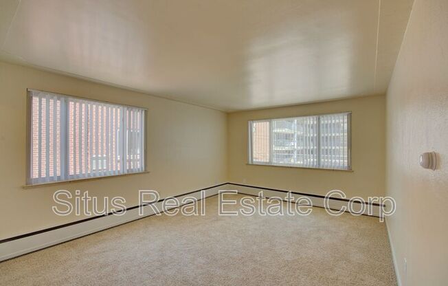 830 DEXTER ST