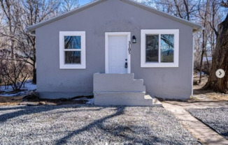 Charming 3BR/1BA Home with Garage on Virginia Ave - MOVE IN READY!