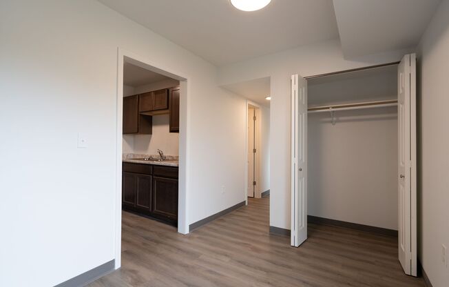 1 bed, 1 bath, 625 sqft, $785, Unit 1210 S4