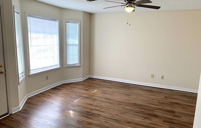 953 Van Buren Ave