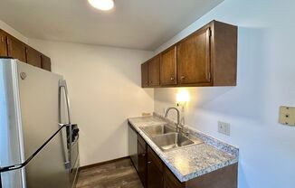 1 bed, 1 bath, $1,095, Unit 41