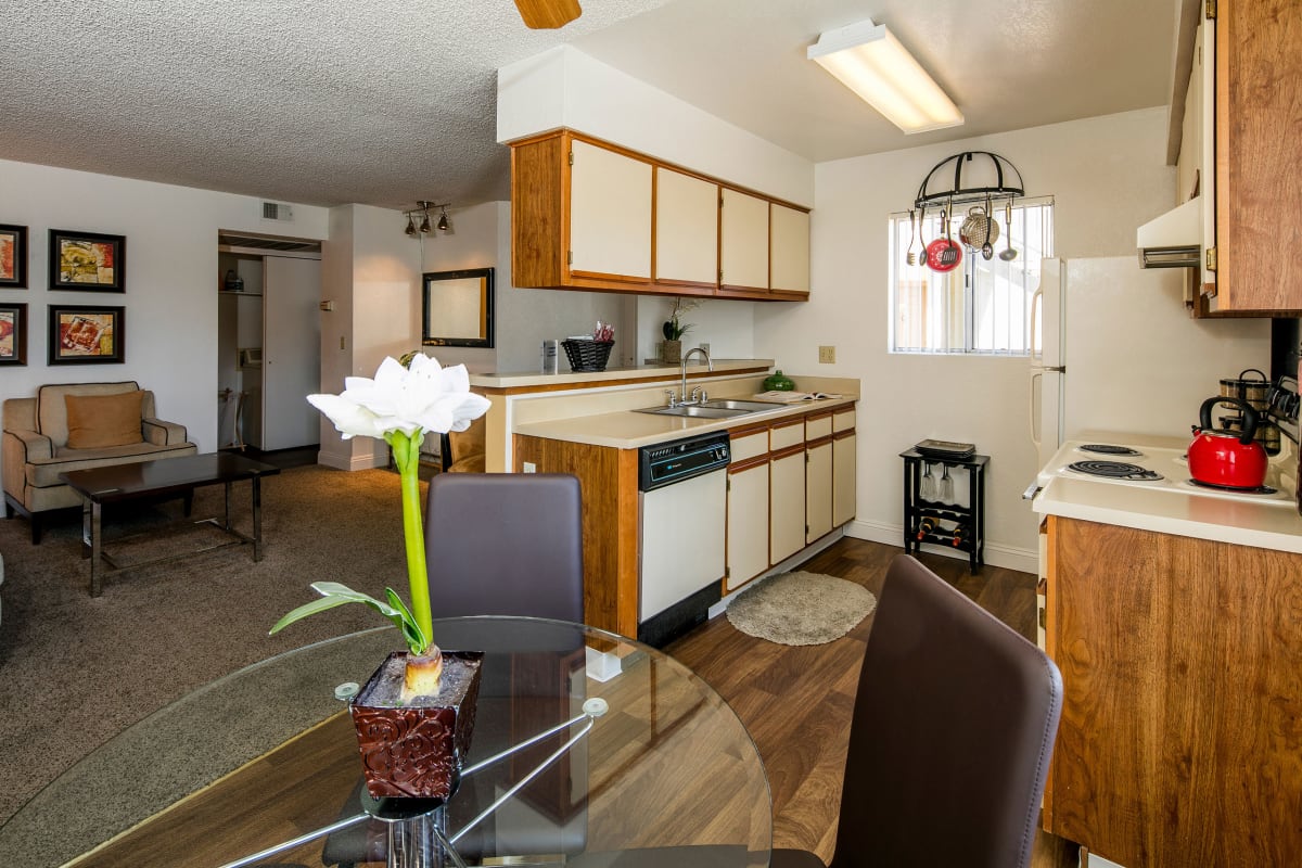 Sunset Winds Apartments Henderson, NV ApartmentAdvisor