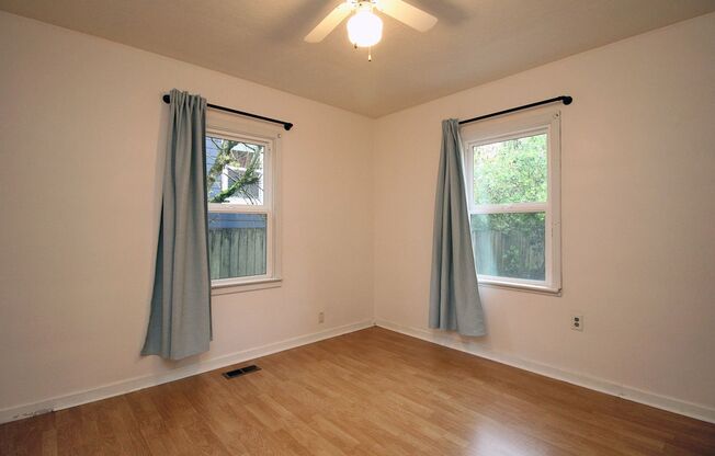 2 beds, 1 bath, $2,495