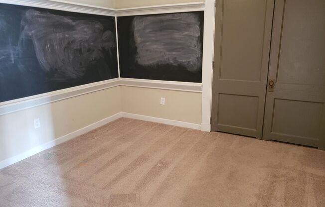 1 bed, 1 bath, 590 sqft, $1,295, Unit Apt 305
