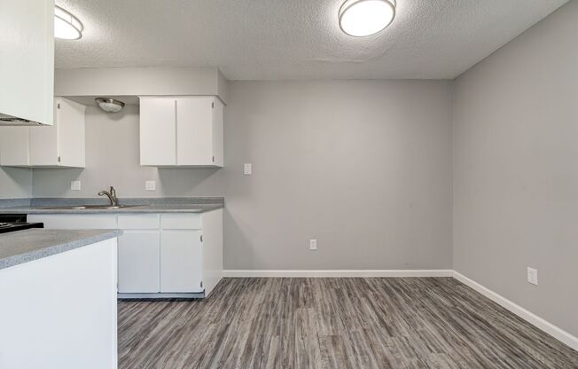 2 beds, 1 bath, 820 sqft, $825, Unit 122