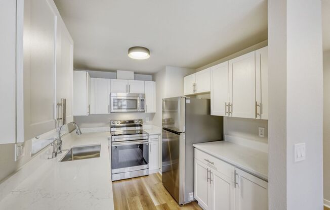 1 bed, 1 bath, 800 sqft, $2,095, Unit Unit B101