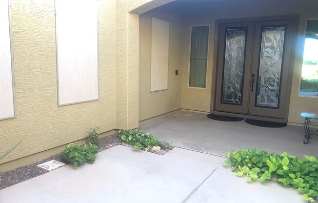 4 Bedroom home in Queen Creek with Pool