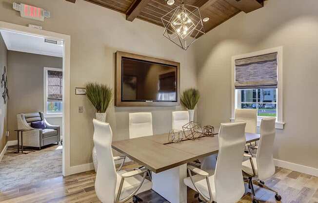 The District Boynton - Apartments in Palm Beach County - business center