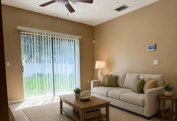 3/2 in Poinciana Kissimmee on the Osceola side with 2 car garage