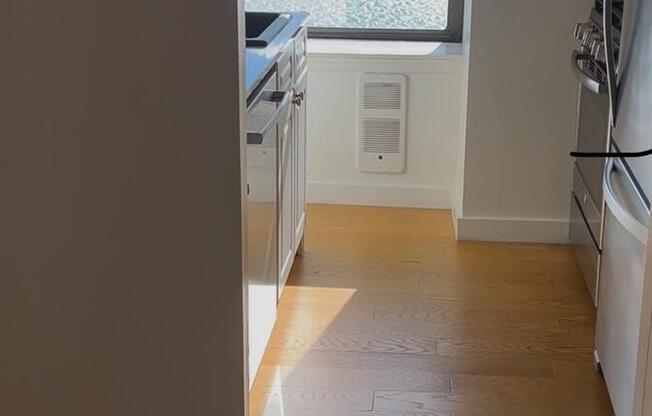 Studio, 1 bath, $4,550, Unit 2139